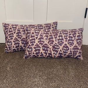 Two decorative pillows